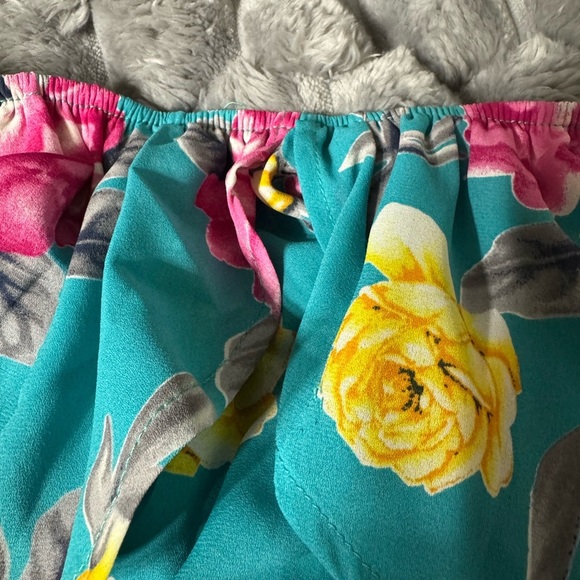 Peach Love California Floral Off-Shoulder Top - Teal and Pink Size S, M NWOT - Picture 4 of 16